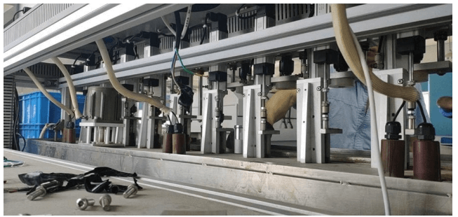 自复位式位移计